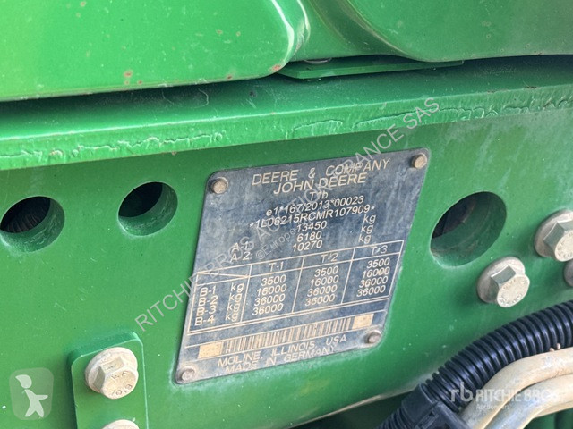 Tracteur agricole John Deere 6215R