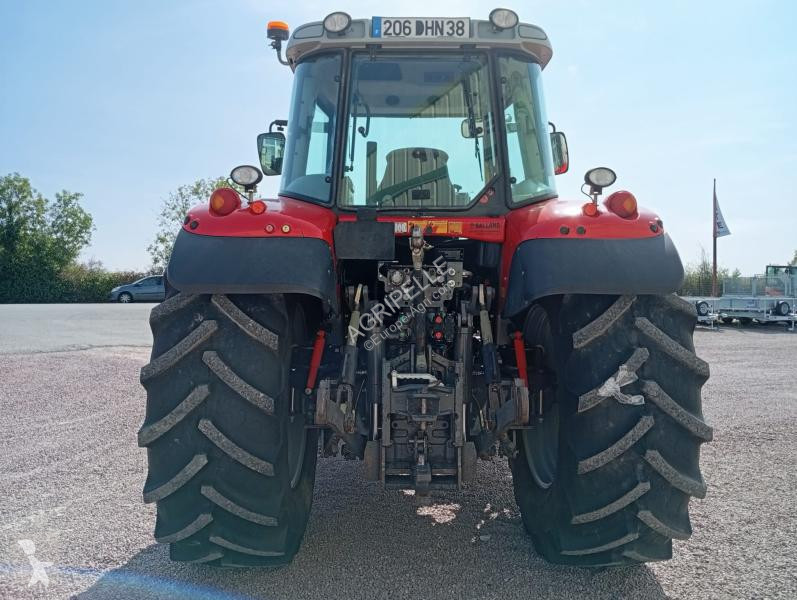 Сільськогосподарський трактор Massey Ferguson...