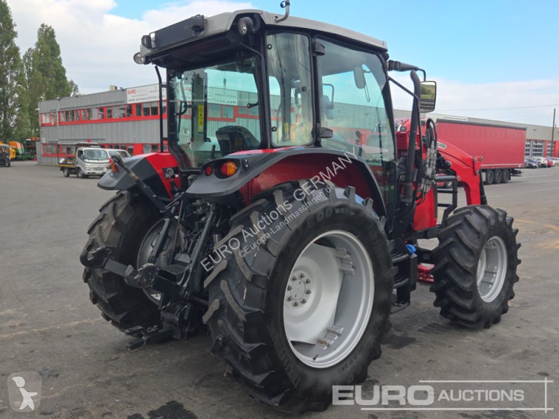 Tractor Massey Ferguson 5711