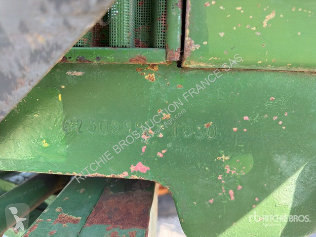 Ciągnik John Deere  1030