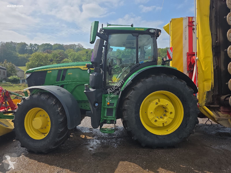 Ciągnik John Deere e18 6r 250