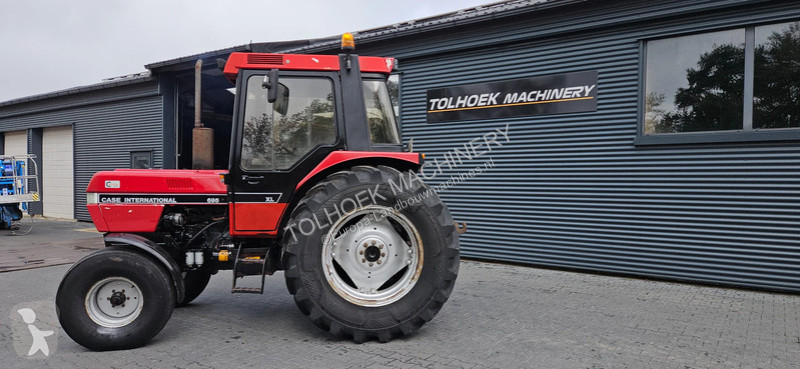 Tractor Case IH 695