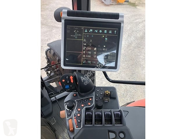 Ciągnik Kubota M7133