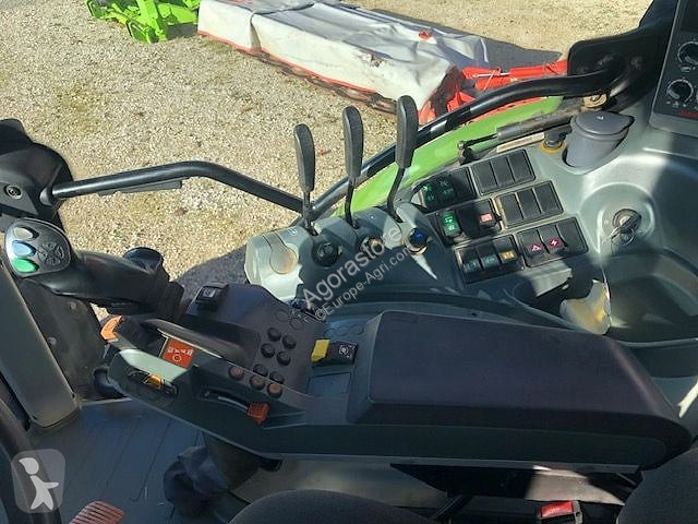 Ciągnik Claas Arion 530