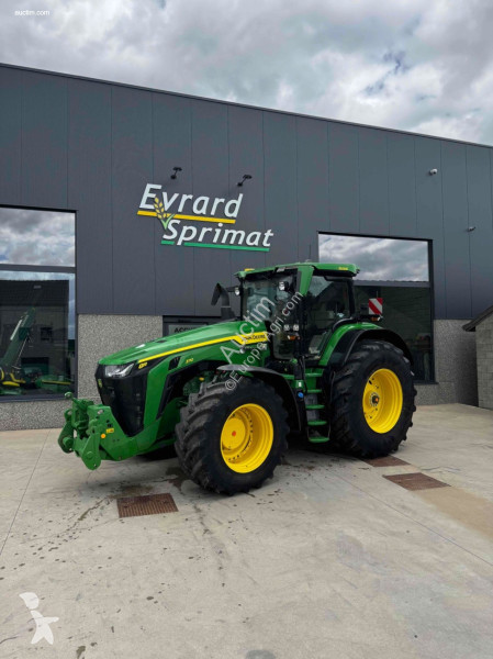 John Deere 8r 370 tractor