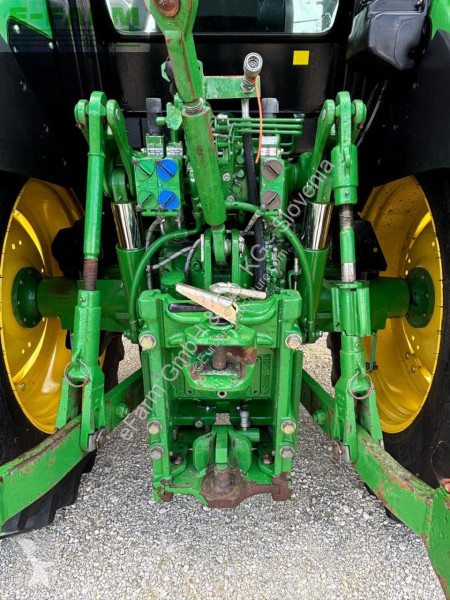 Tractor agrícola John Deere 6110MC