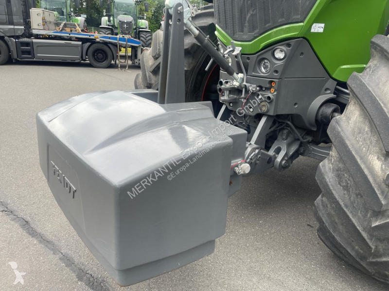 Tracteur agricole Fendt  1050 Vario
