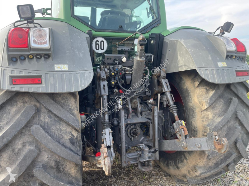 Tractor Fendt  828 Vario S4