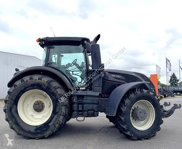 Tractor Valtra  S374 / + GPS + RÜFA