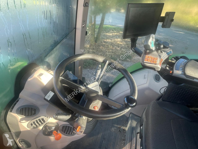 Tracteur agricole Fendt  720 Vario