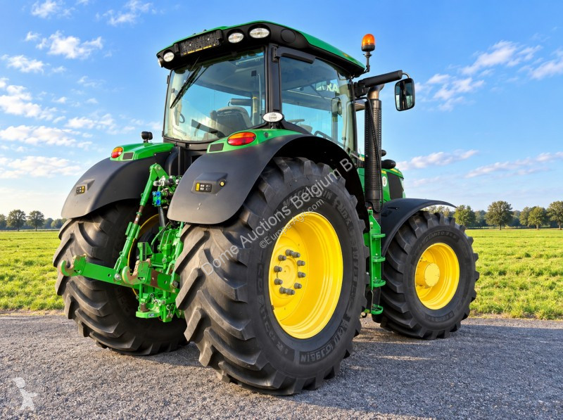Tractor John Deere 6210R