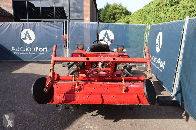 Tractor agrícola Yanmar F24
