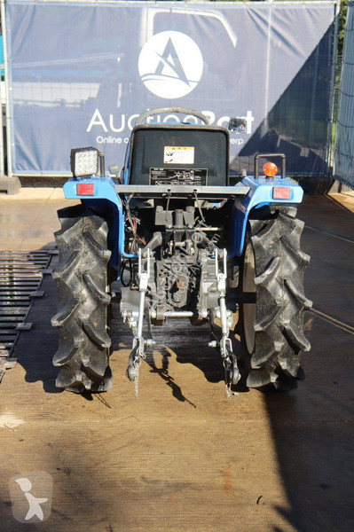 Tractor agrícola Iseki TM15F
