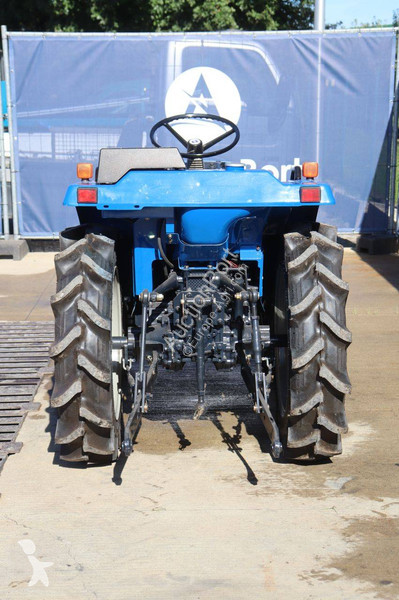 Tractor agrícola Iseki Landhope 177