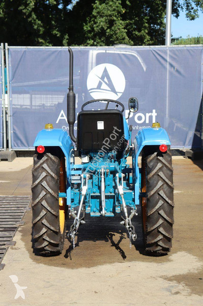 Tractor agrícola Hinomoto E18