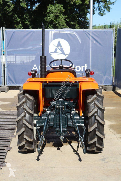 Tractor agrícola Kubota B1902DT