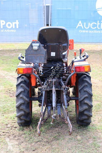 Tractor agrícola Kubota B1620D