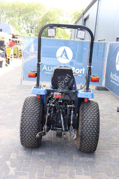 Tractor agrícola Iseki Hydro TM3240 FH