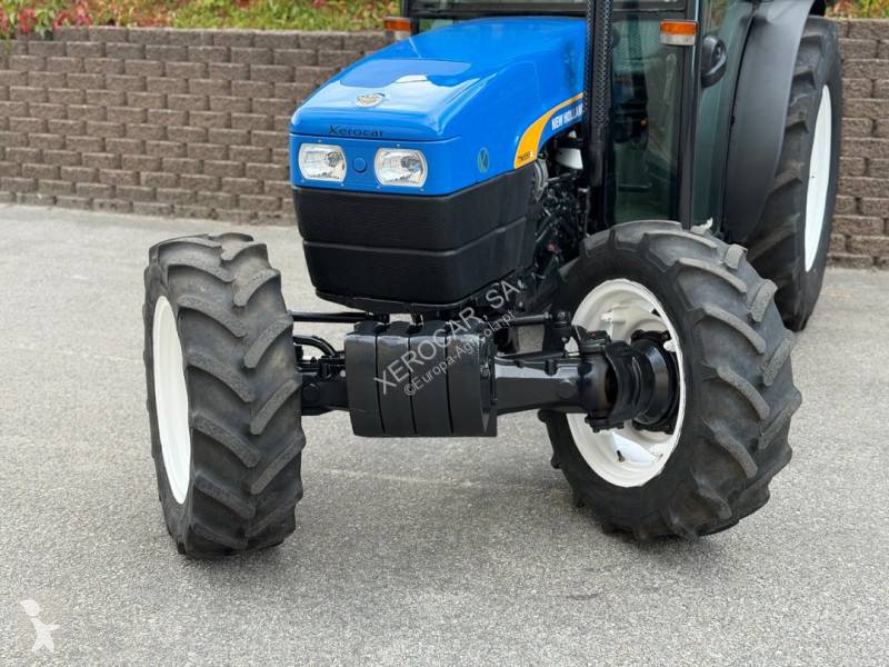 New Holland TN95FA Cab/AC 4RM tractor