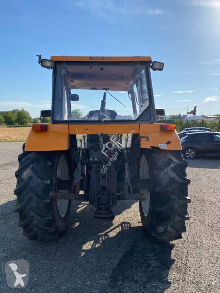 Tractor Renault 330  endommagé