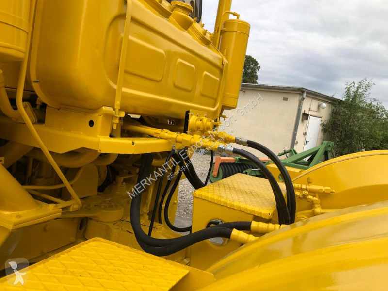 Tractor   K700A V8