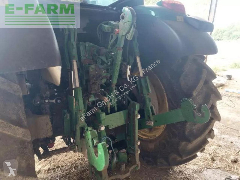 Трактор John Deere  6120m