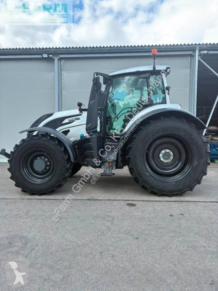 Tracteur agricole Valtra  t 254
