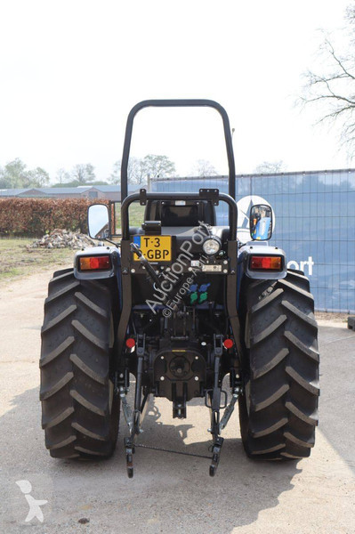 Tracteur agricole New Holland Boomer 55