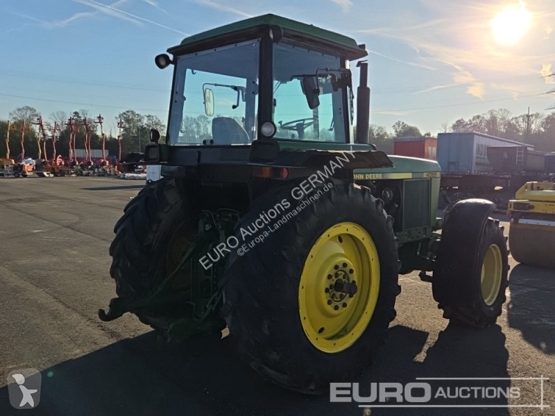 Tracteur agricole John Deere 4055A
