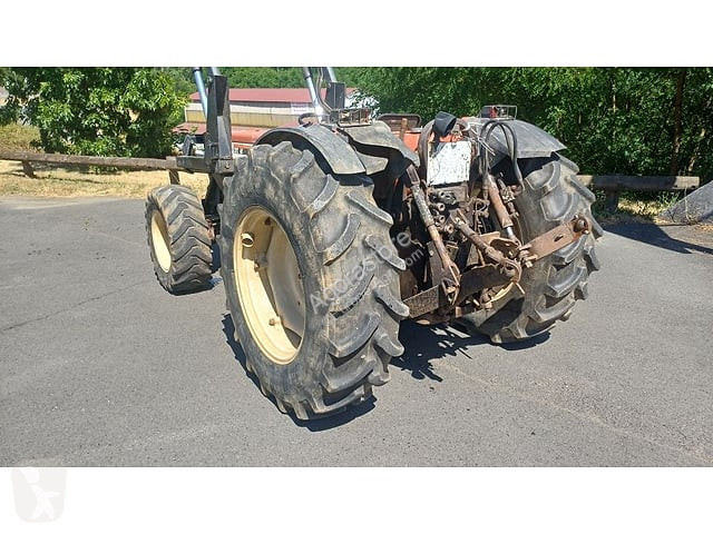 Tracteur agricole Fiat 8076