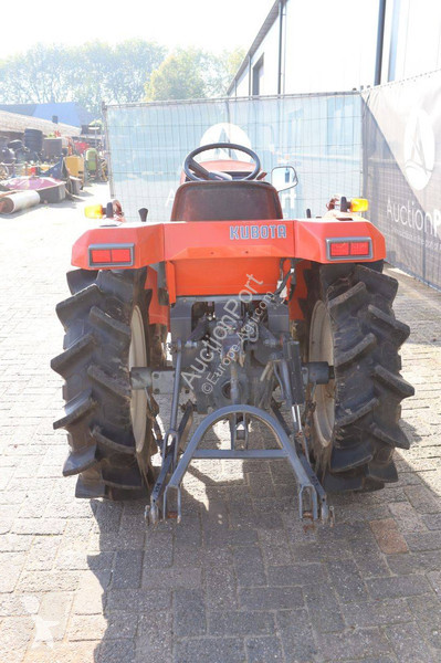 Tracteur agricole Kubota Saturn X-24