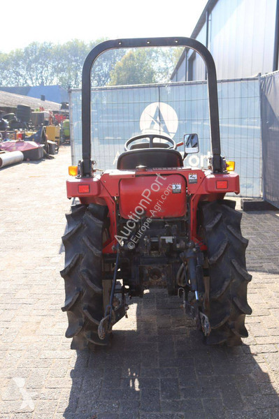 Tracteur agricole Mitsubishi MTZ20