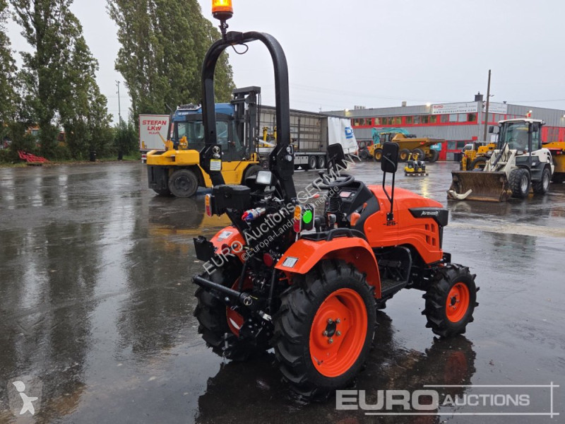 Tracteur agricole  AV26D