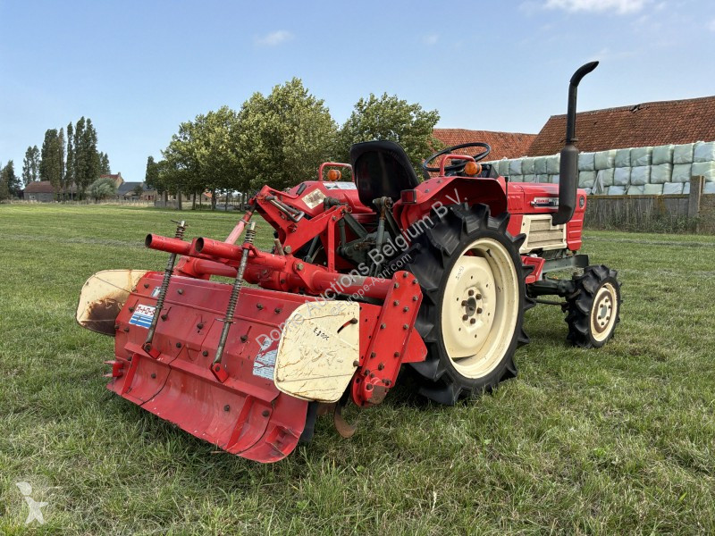 Tracteur agricole Yanmar YM1820D
