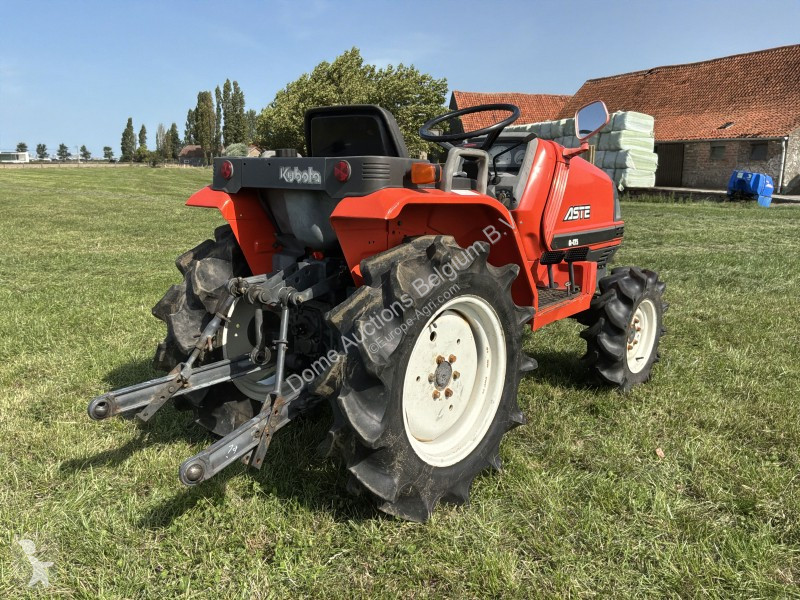 Tracteur agricole Kubota Aste A175