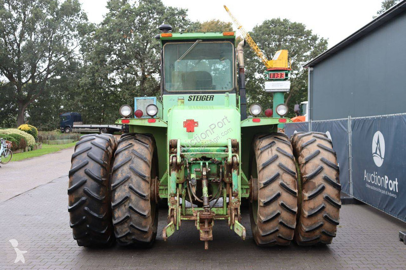 Zemědělský traktor  Bearcat PT225