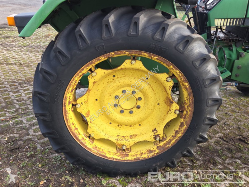 Zemědělský traktor John Deere 1850