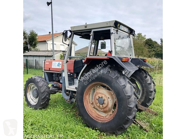 Zemědělský traktor