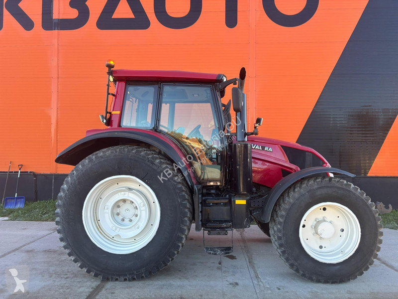 Zemědělský traktor Valtra D 4x4 50 km/h