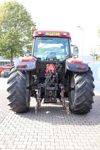 Zemědělský traktor Case IH MX135