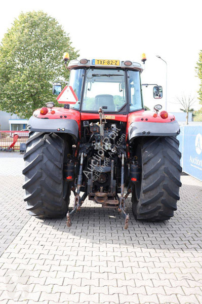 Zemědělský traktor Massey Ferguson 6490 Dyna-6