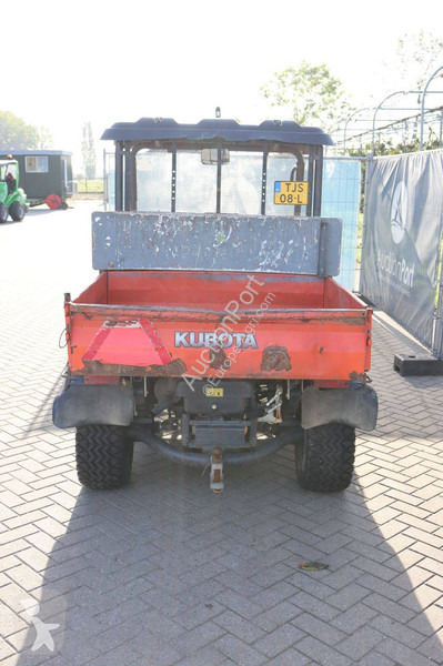 Zemědělský traktor Kubota RTV900