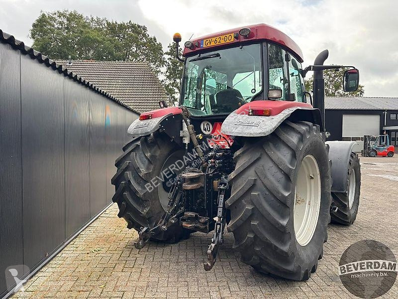 Zemědělský traktor Case Maxxum MX 135