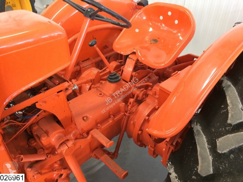 Tractor agrícola Fiat R25 2WD