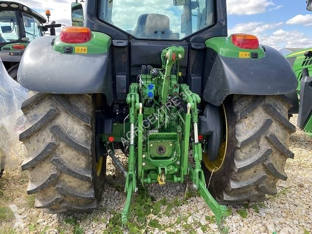 Tractor John Deere 6110M
