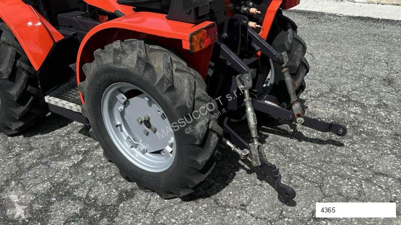 جرار زراعي Carraro Tigretrac 3800 4x4