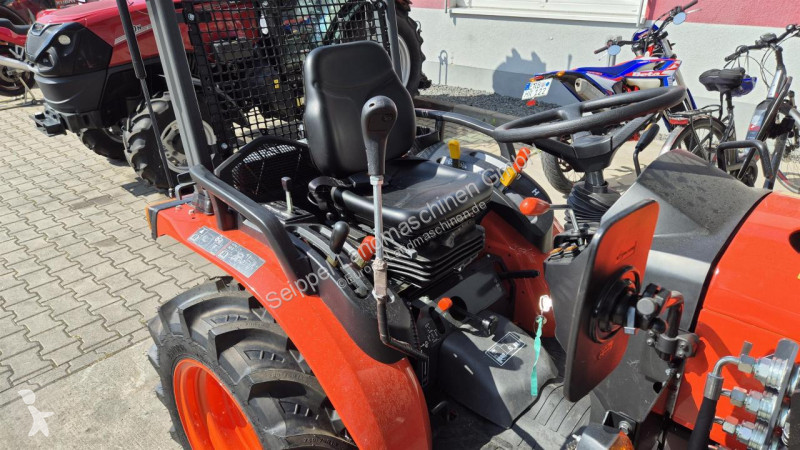 Landbrugstraktor Kubota  B2-261 D ROPS...