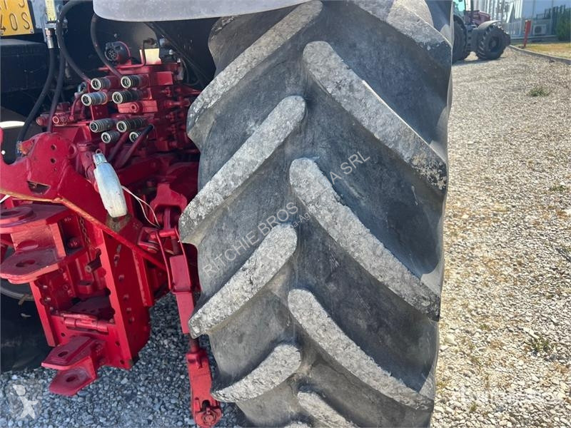 Tractor  MC135