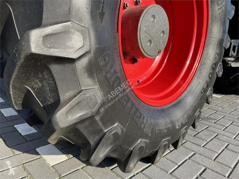 Landbrugstraktor Fendt 724 S4