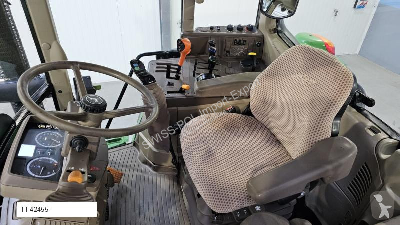 Tractor John Deere 6115M